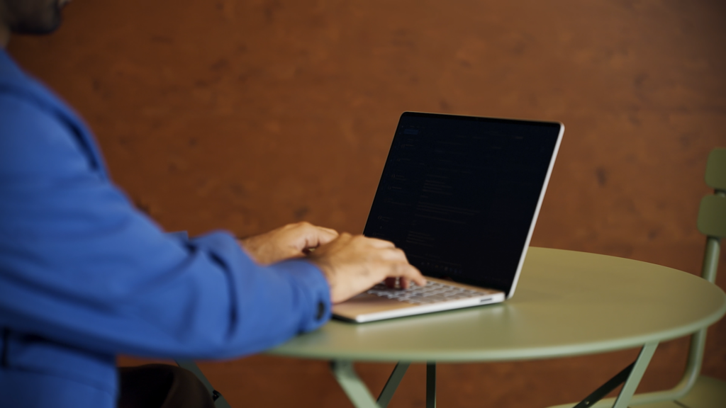 The new Intel-powered Surface family is here! Here’s what it means for your fleet. 3 SUR FY26 COMMR H M 138 P ePrivacy 03 1
